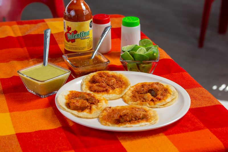 GYG street tacos with salsa and lime